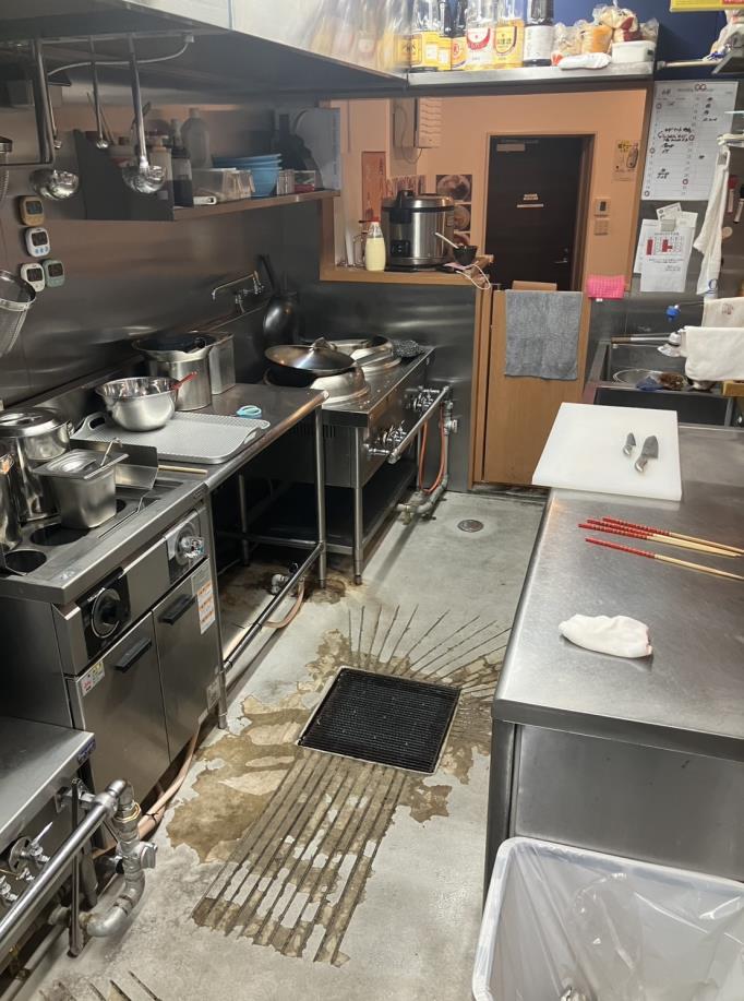 【足立区】東武線大師前駅目の前／ラーメン店居抜き物件／西新井大師の参道沿い／内装美麗／約20.4坪